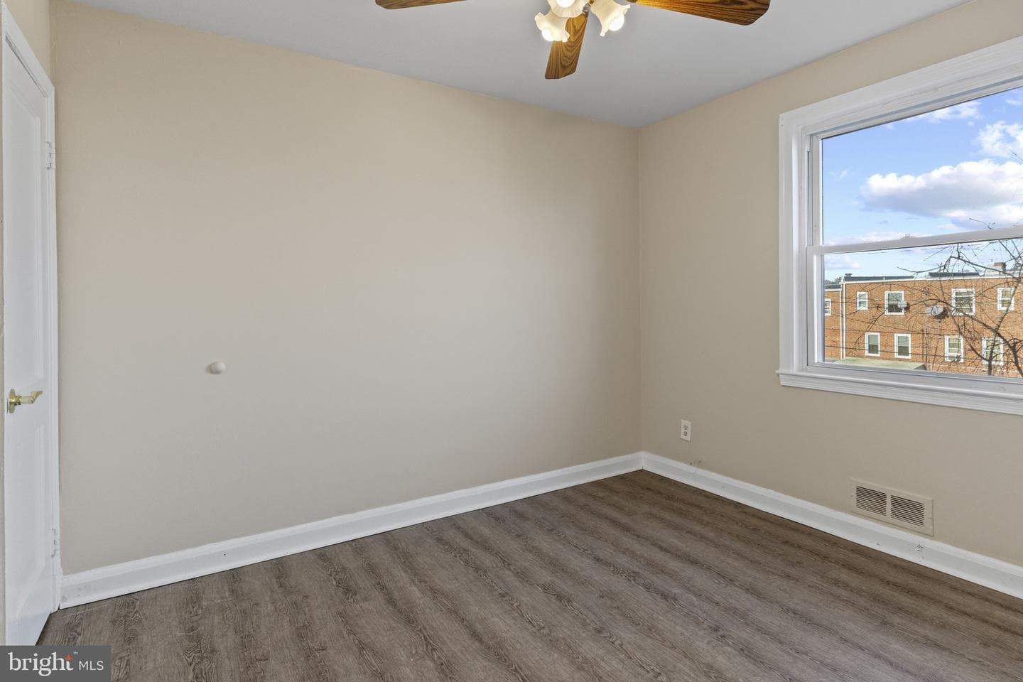 4116 Raymonn Avenue photo 19