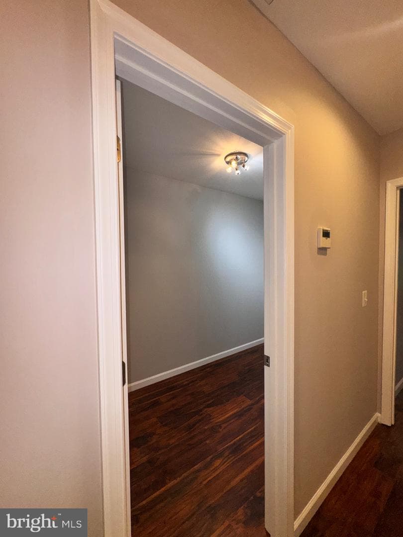 503 N Lakewood Avenue photo 34