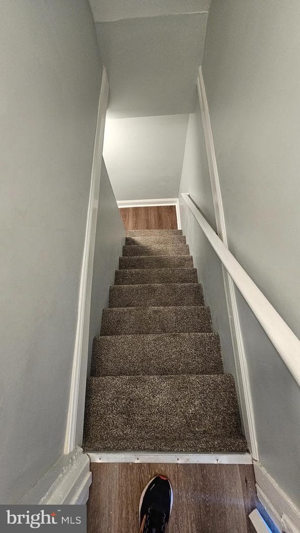 2805 Erdman photo 19