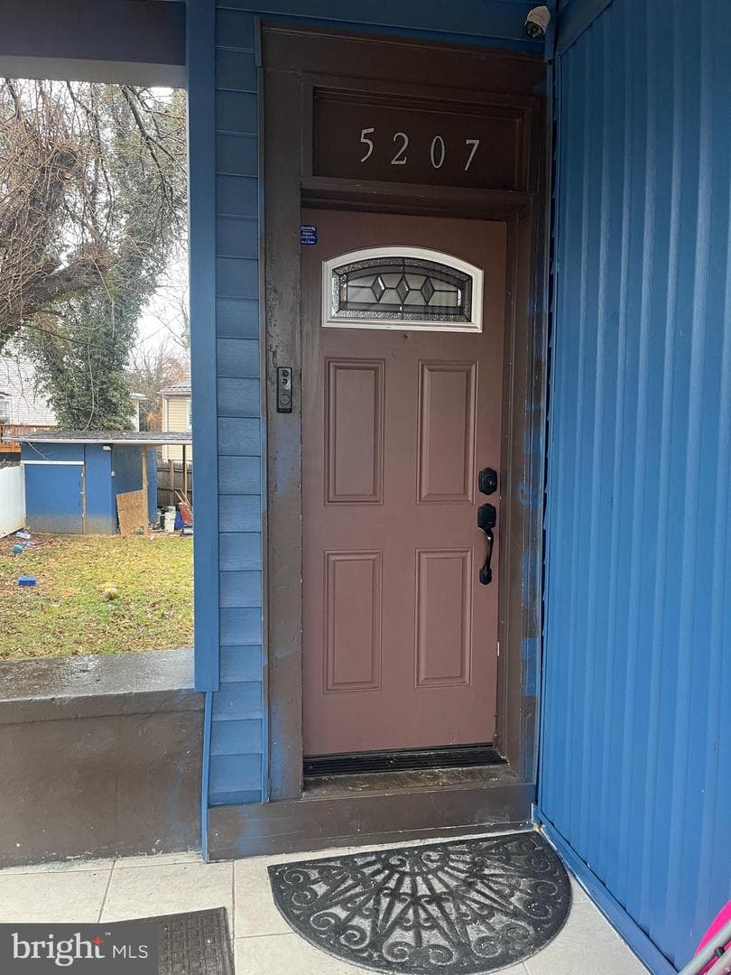 5207 Wilton Heights Avenue photo 2