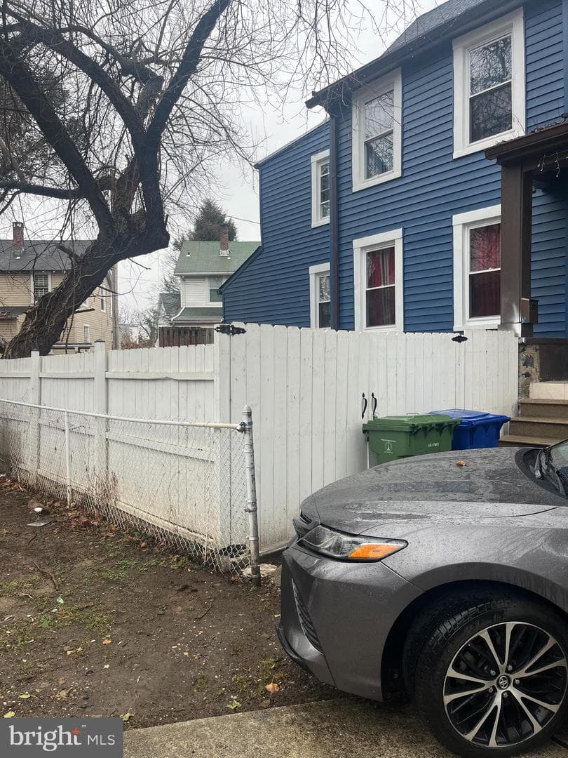 5207 Wilton Heights Avenue photo 4