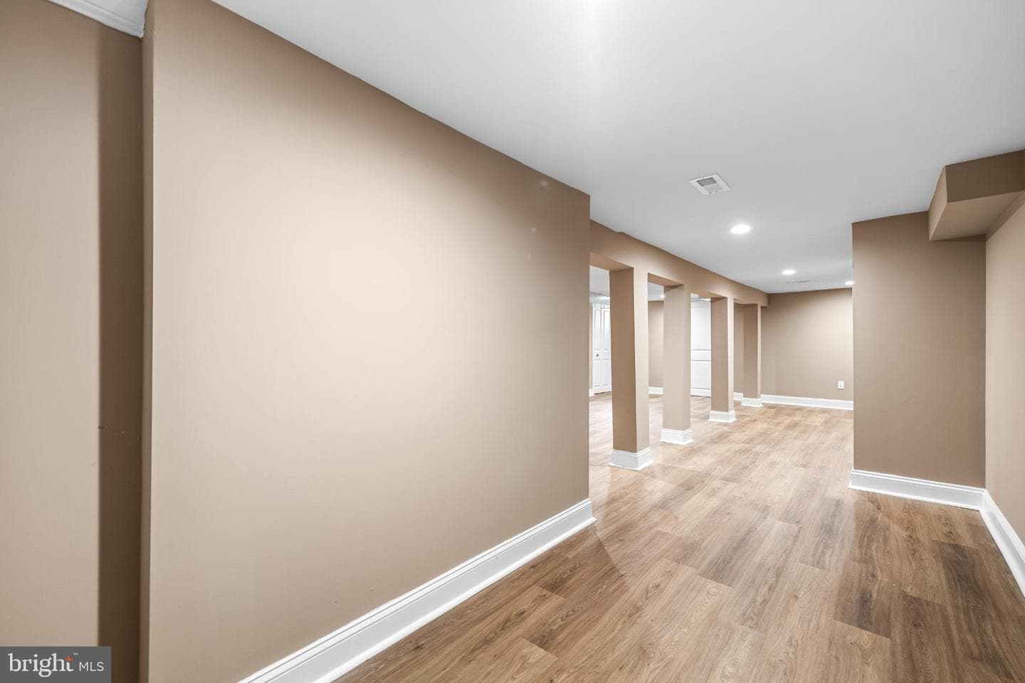 3507 Holmes Avenue photo 46