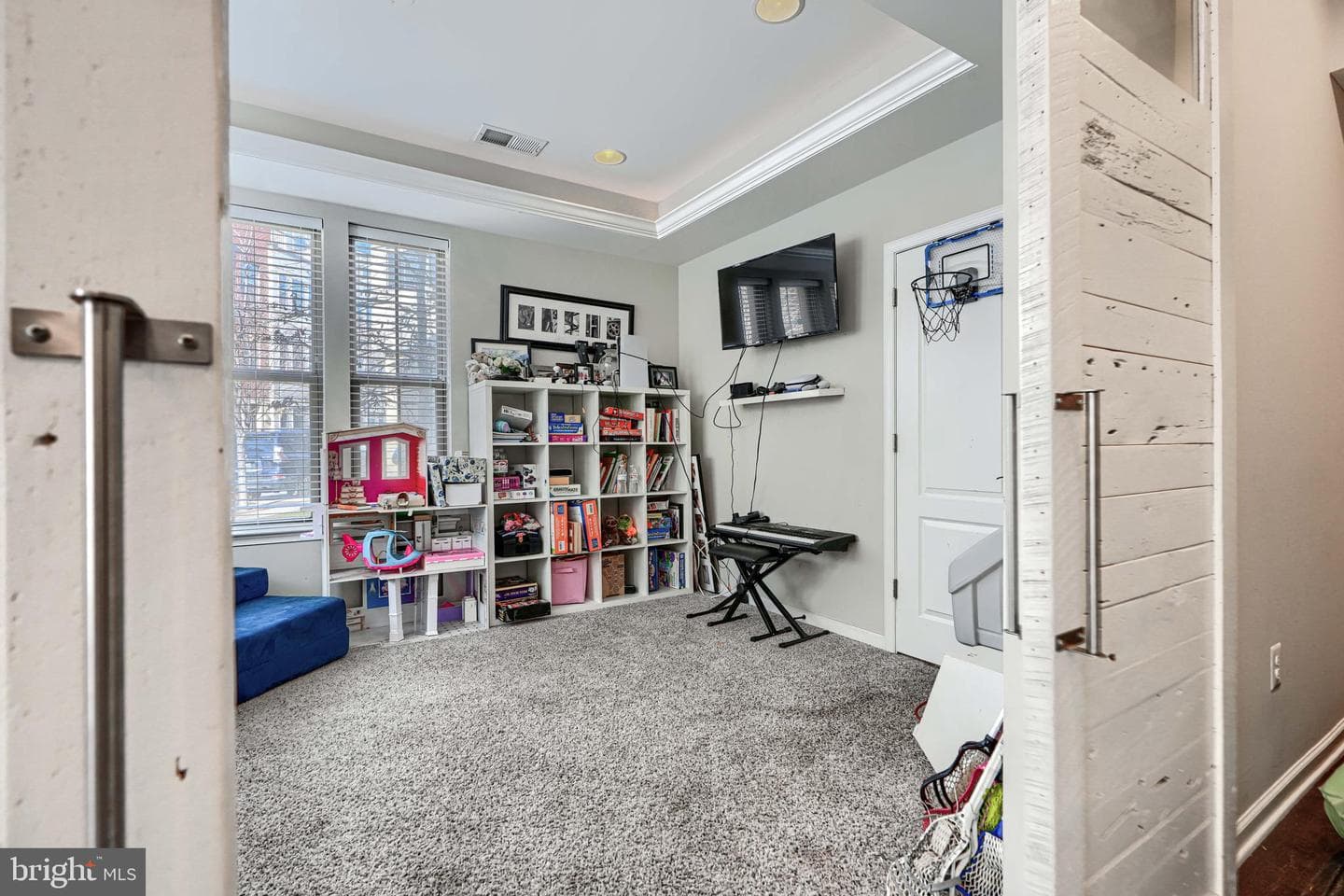 1313 Benjamin Street photo 39