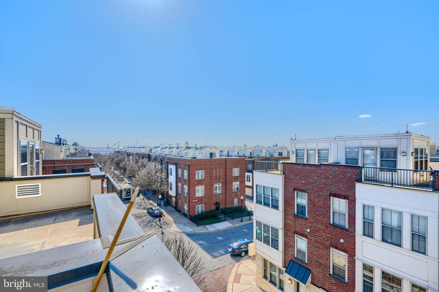 1313 Benjamin Street photo 53