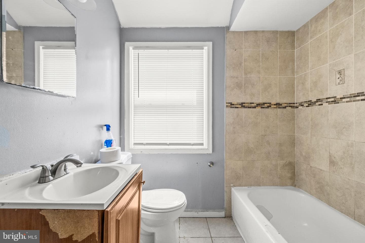 1636 Pentwood Road photo 18
