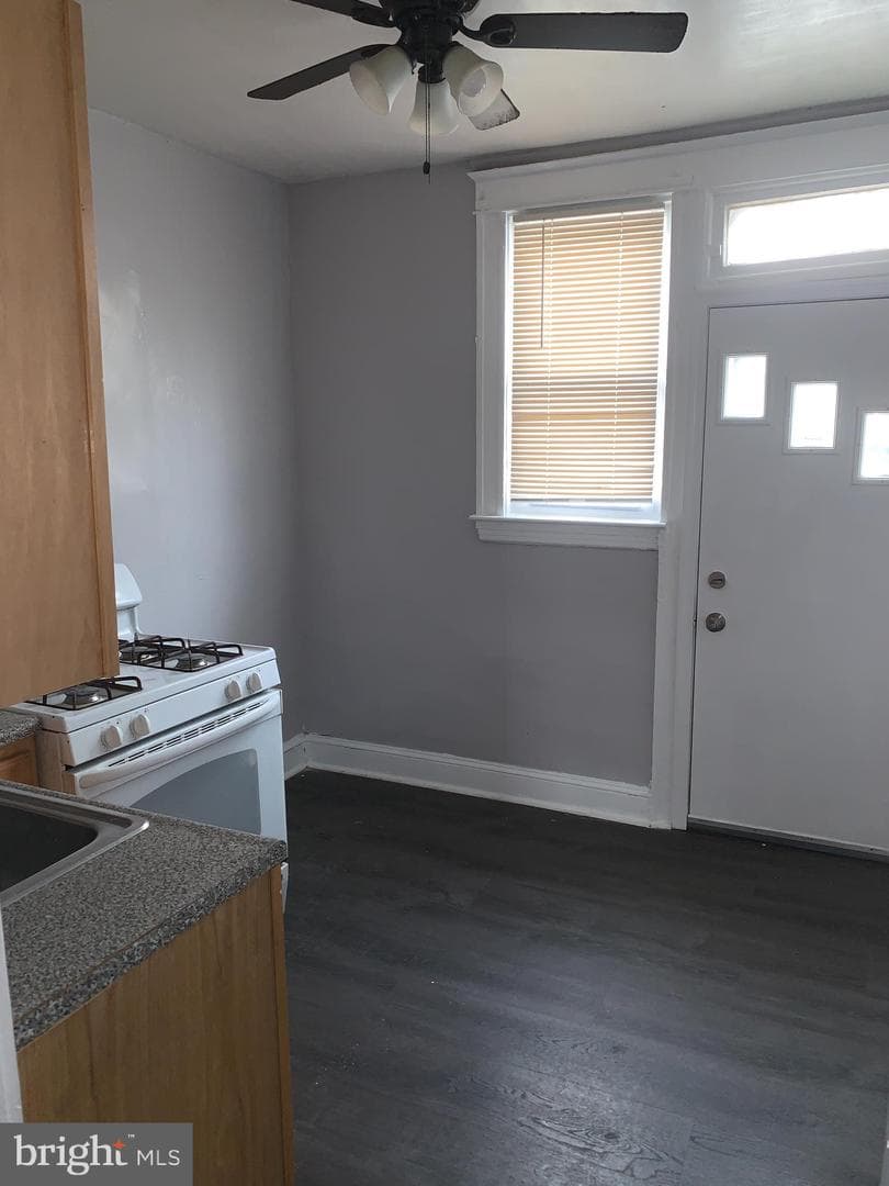 2528 Aisquith Street photo 3