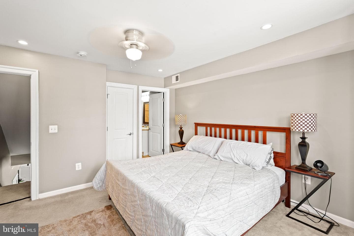 5013 The Alameda photo 12
