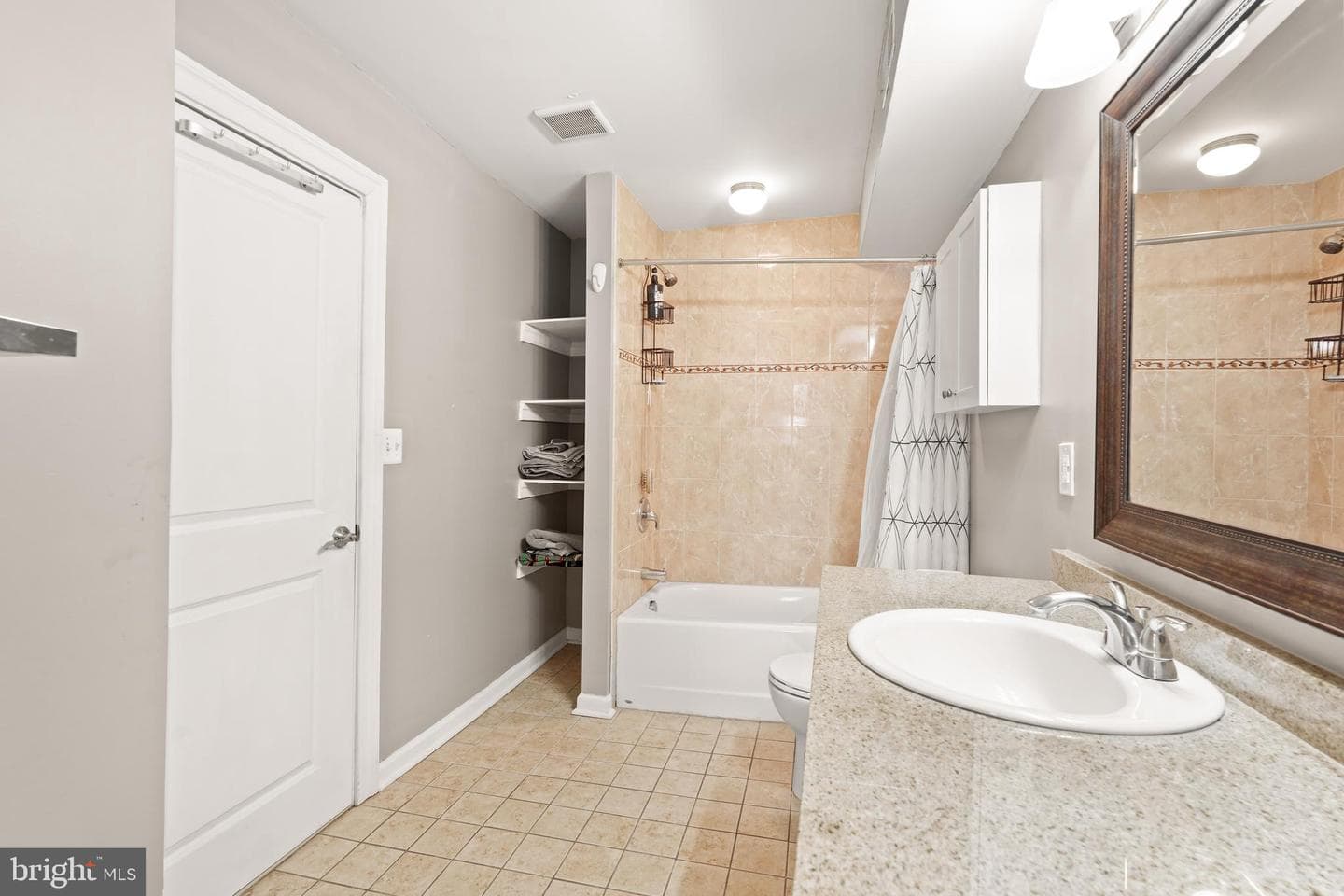 5013 The Alameda photo 15
