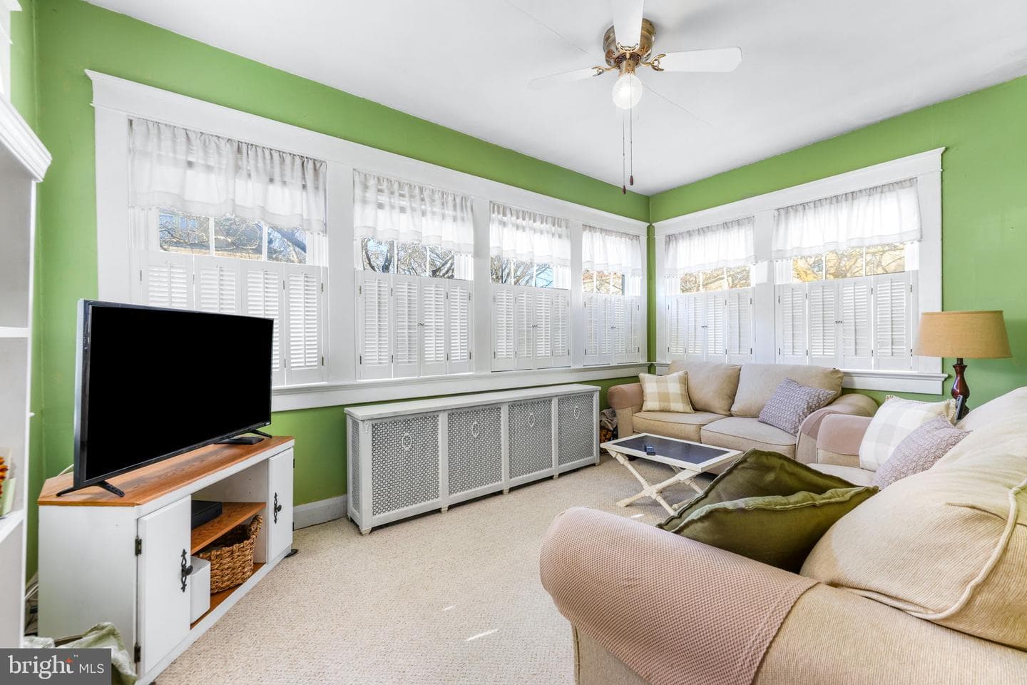2201 Pelham Avenue photo 27