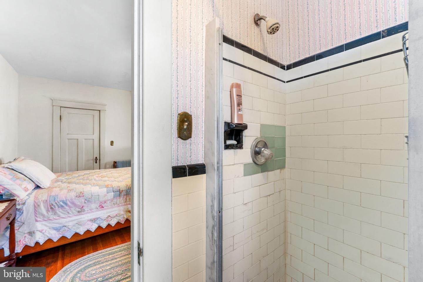 2201 Pelham Avenue photo 40