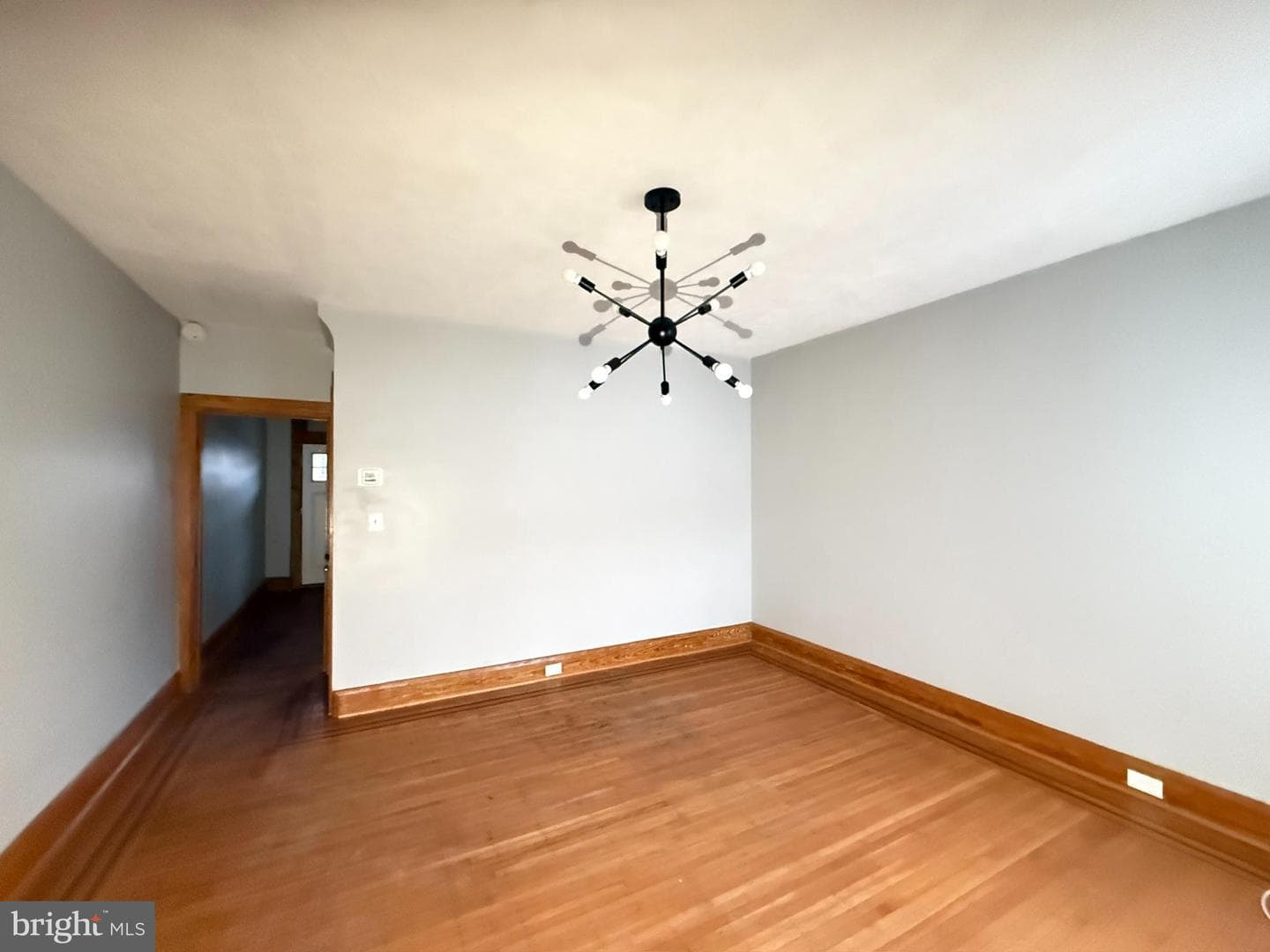 3419 Kenyon Avenue photo 5