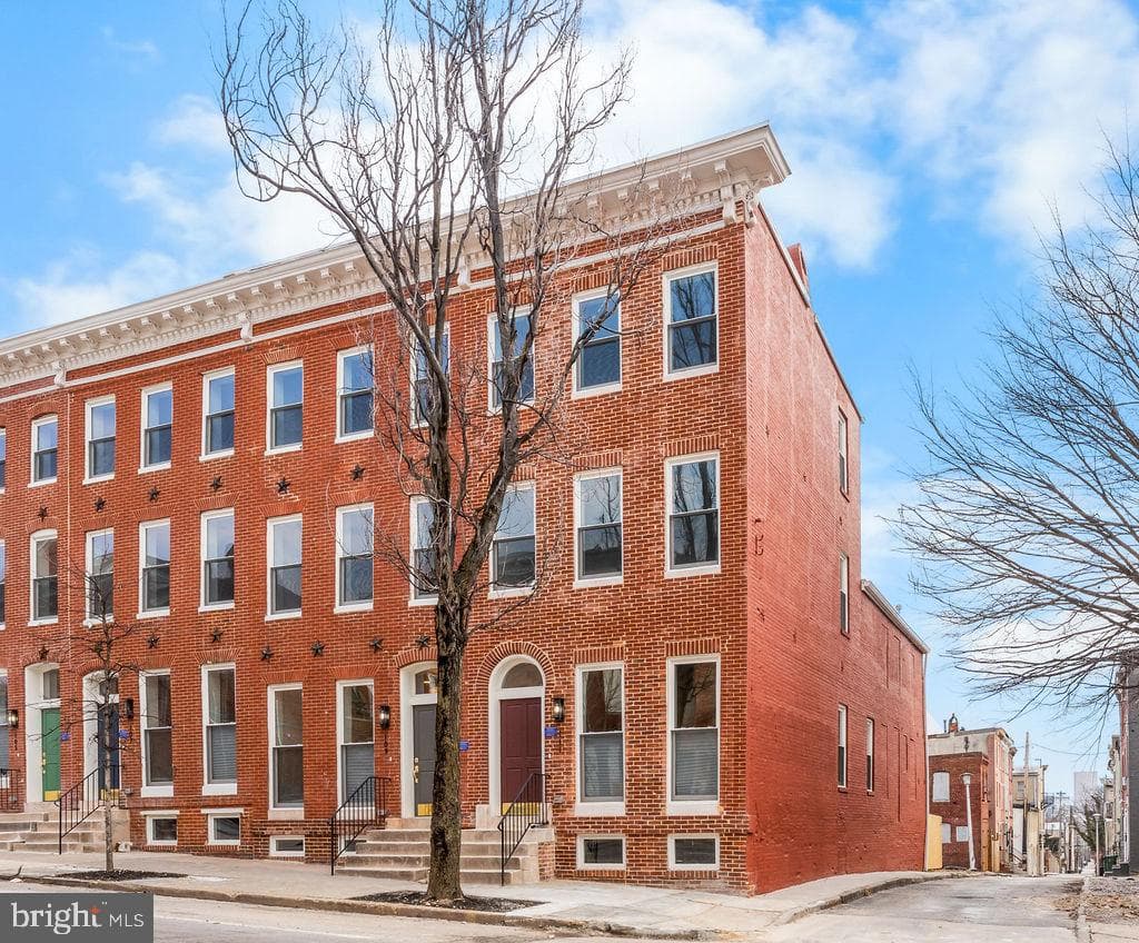 111 S Fulton Avenue photo 37