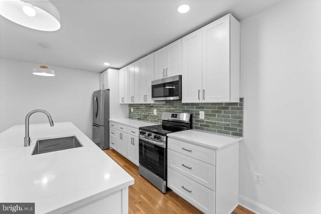 111 S Fulton Avenue photo 9