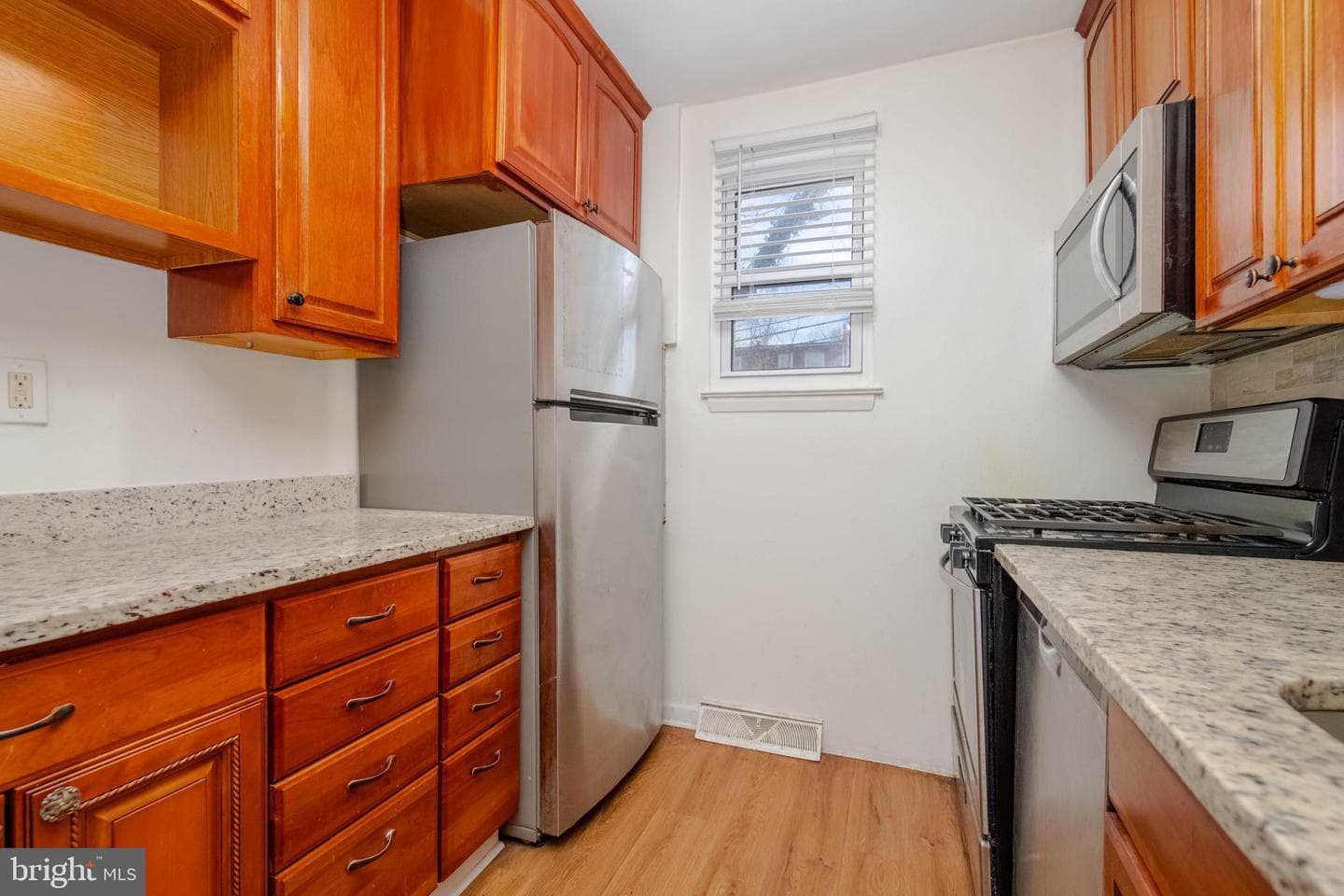 4409 Falls Bridge Drive #g photo 16