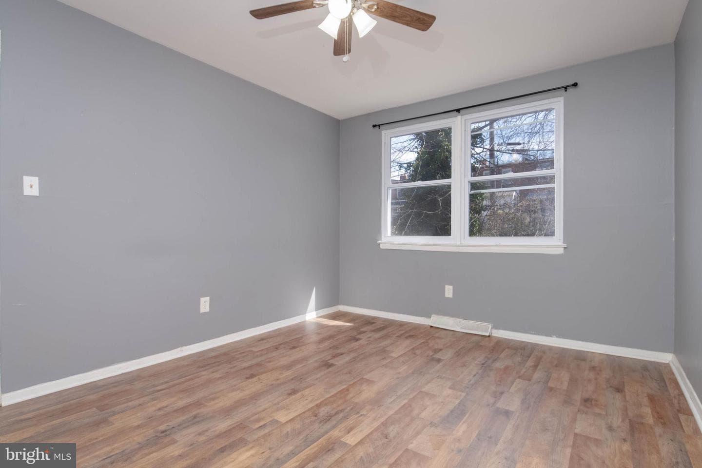 4409 Falls Bridge Drive #g photo 18