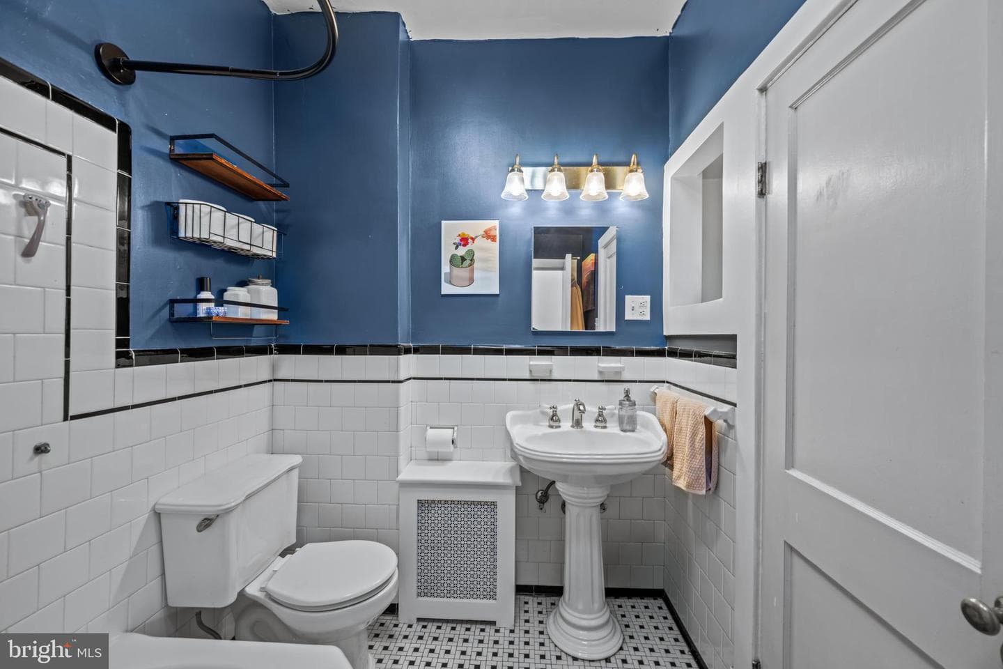 633 S Conkling Street photo 8