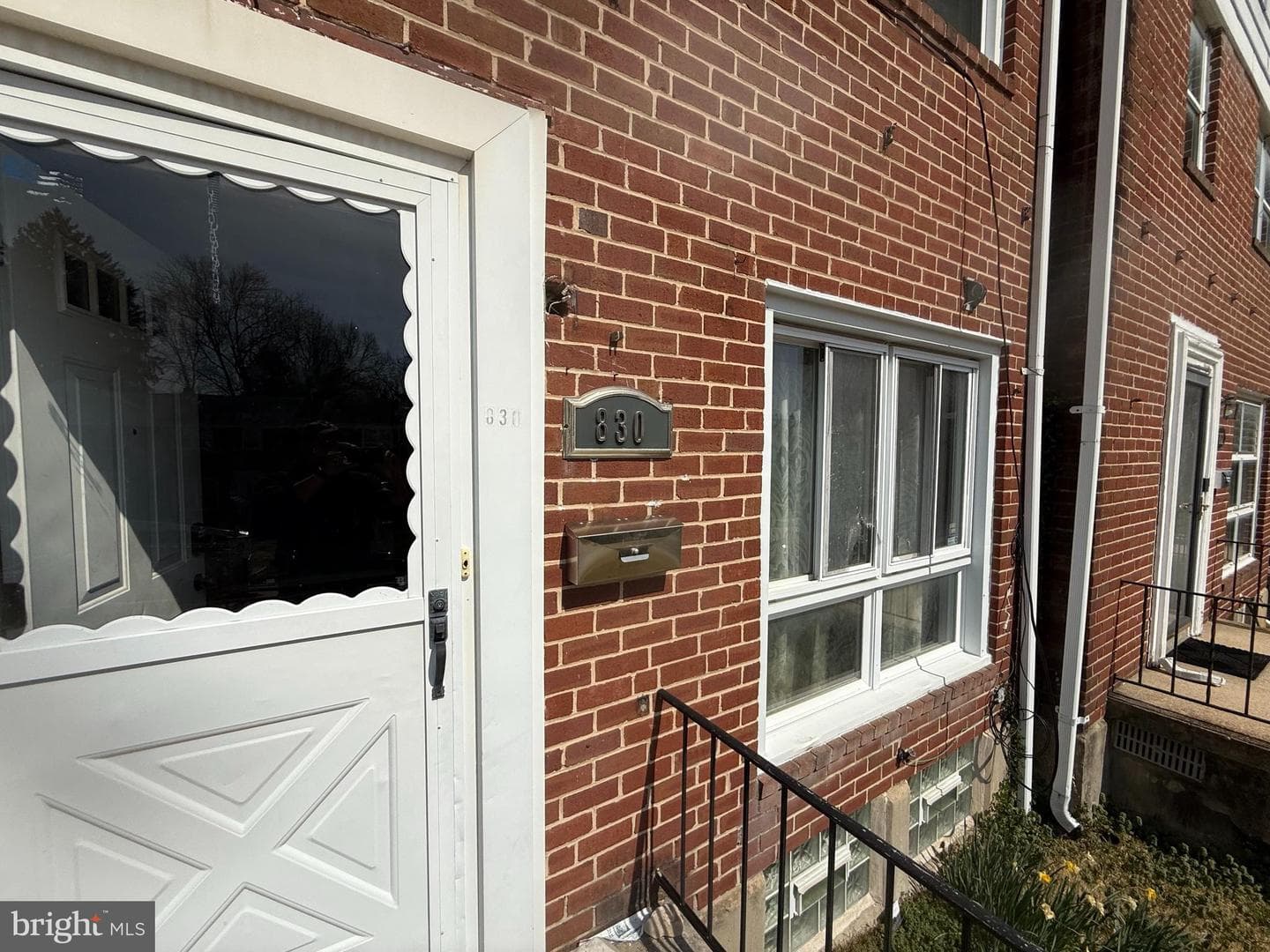 830 Reverdy Road photo 2
