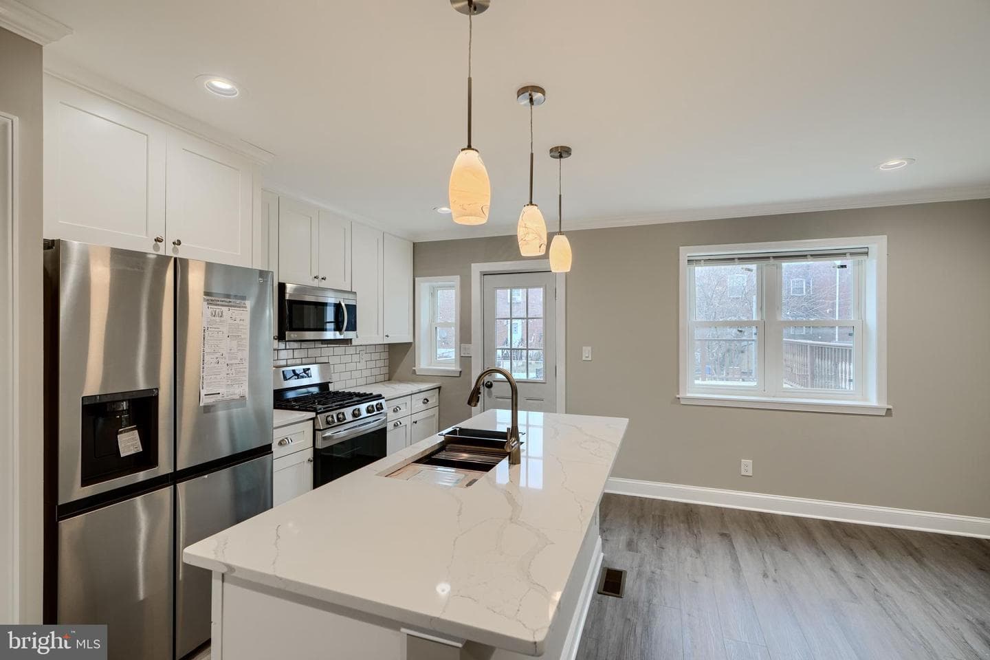 621 Ponca Street photo 11