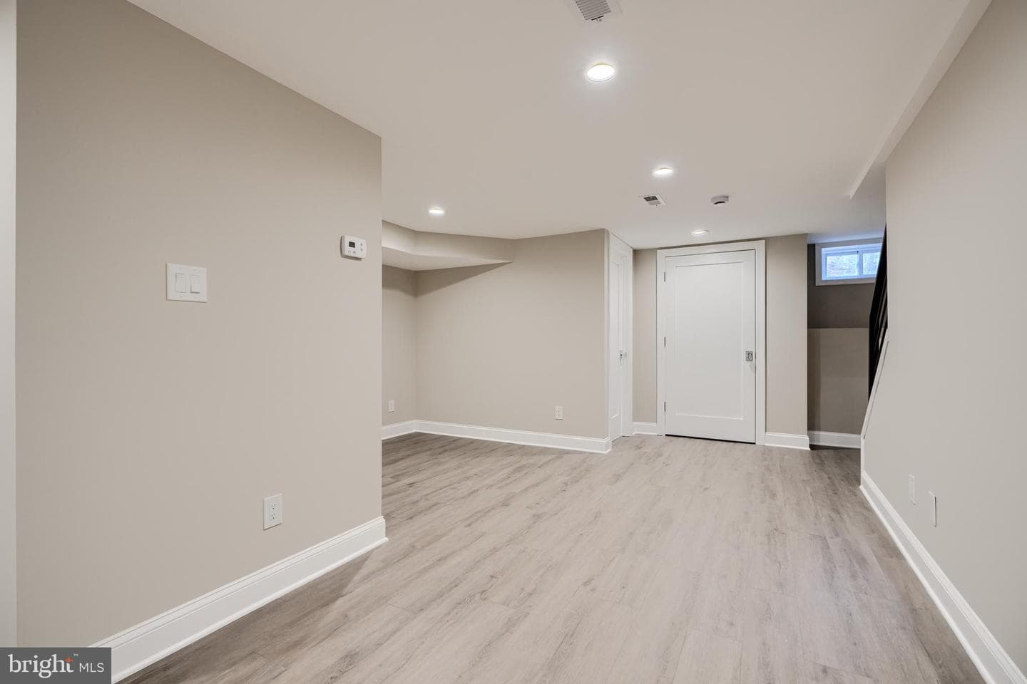 621 Ponca Street photo 16