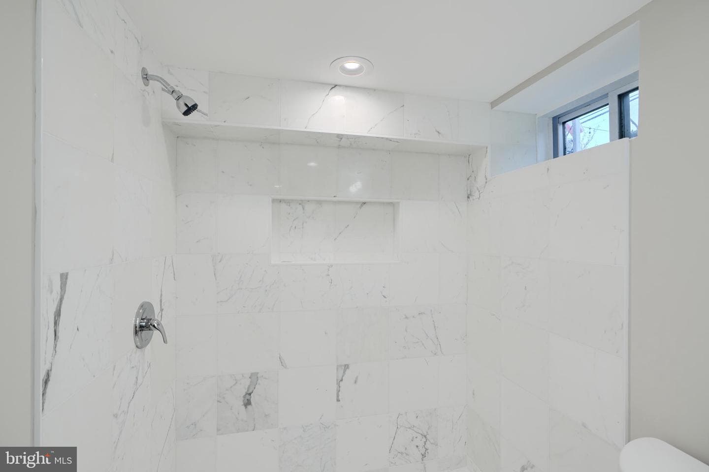 621 Ponca Street photo 20
