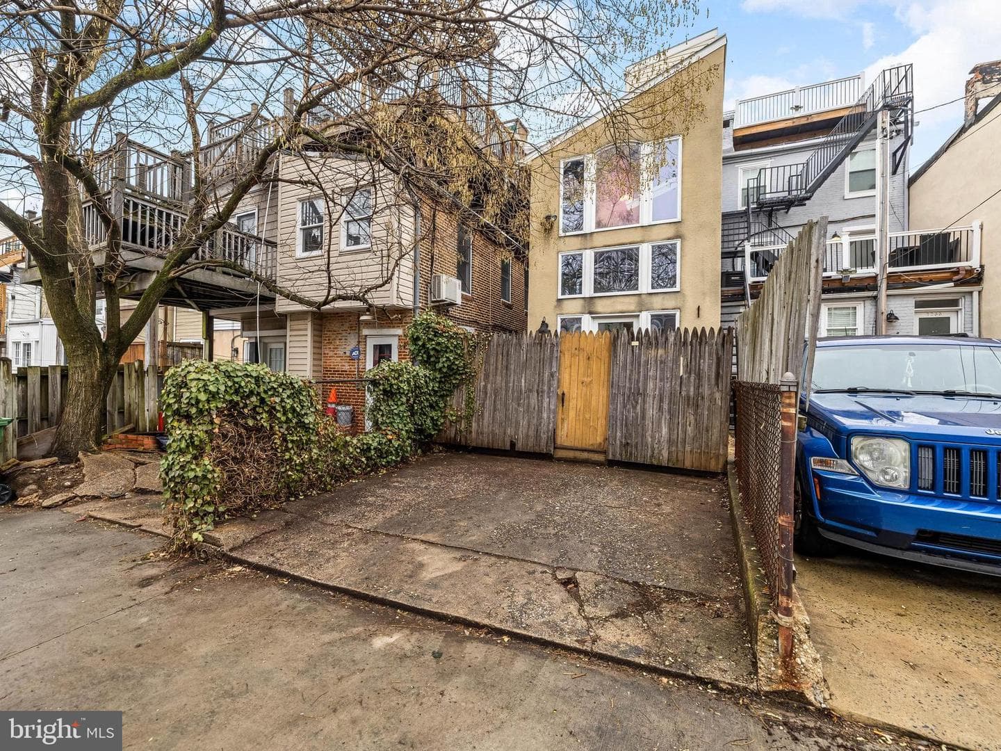 1264 Riverside Avenue photo 21