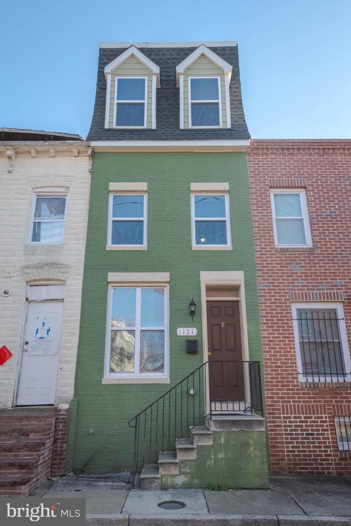 1121 Ward Street photo 20