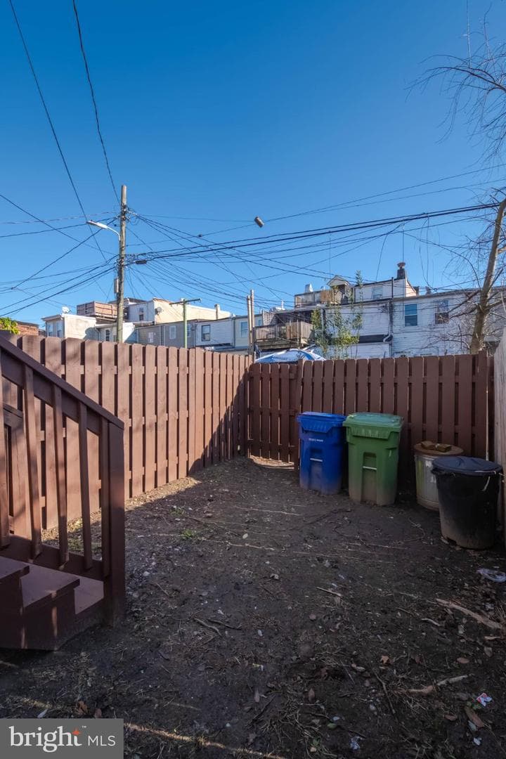 1121 Ward Street photo 32