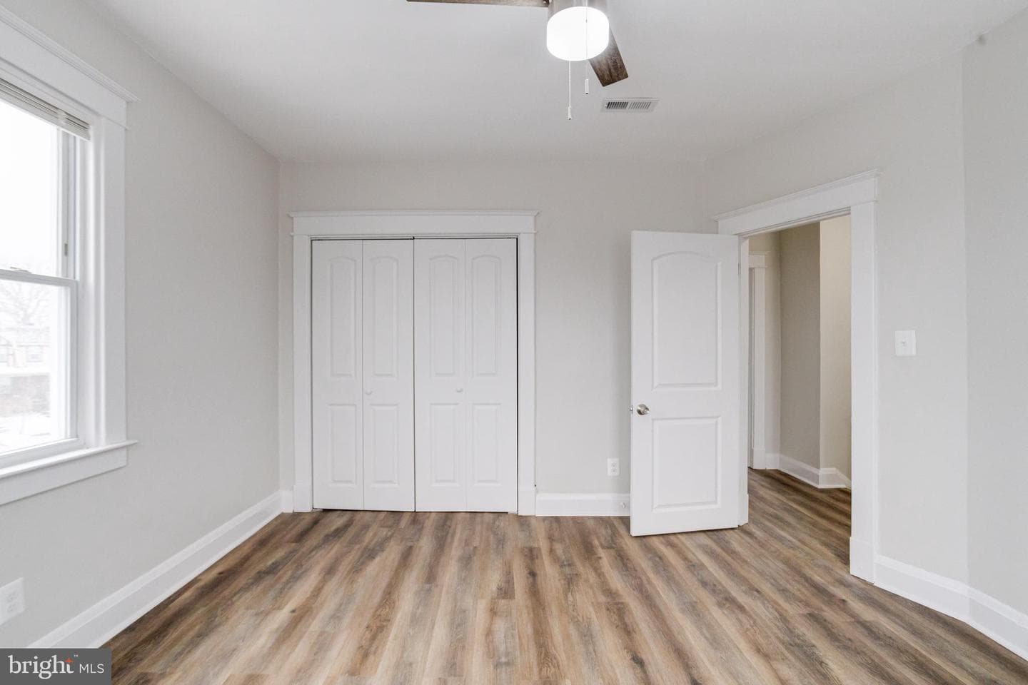 4604 Walther Avenue photo 31