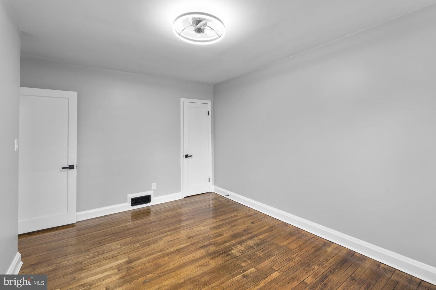 1607 Stonewood Road photo 23