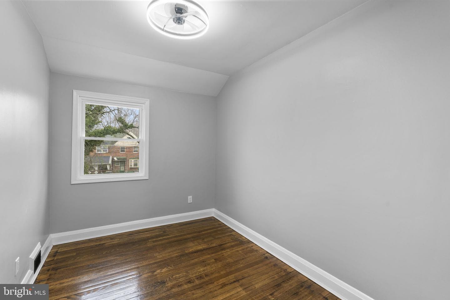 1607 Stonewood Road photo 24