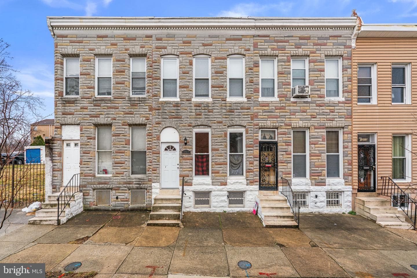 1217 E Oliver Street photo 1