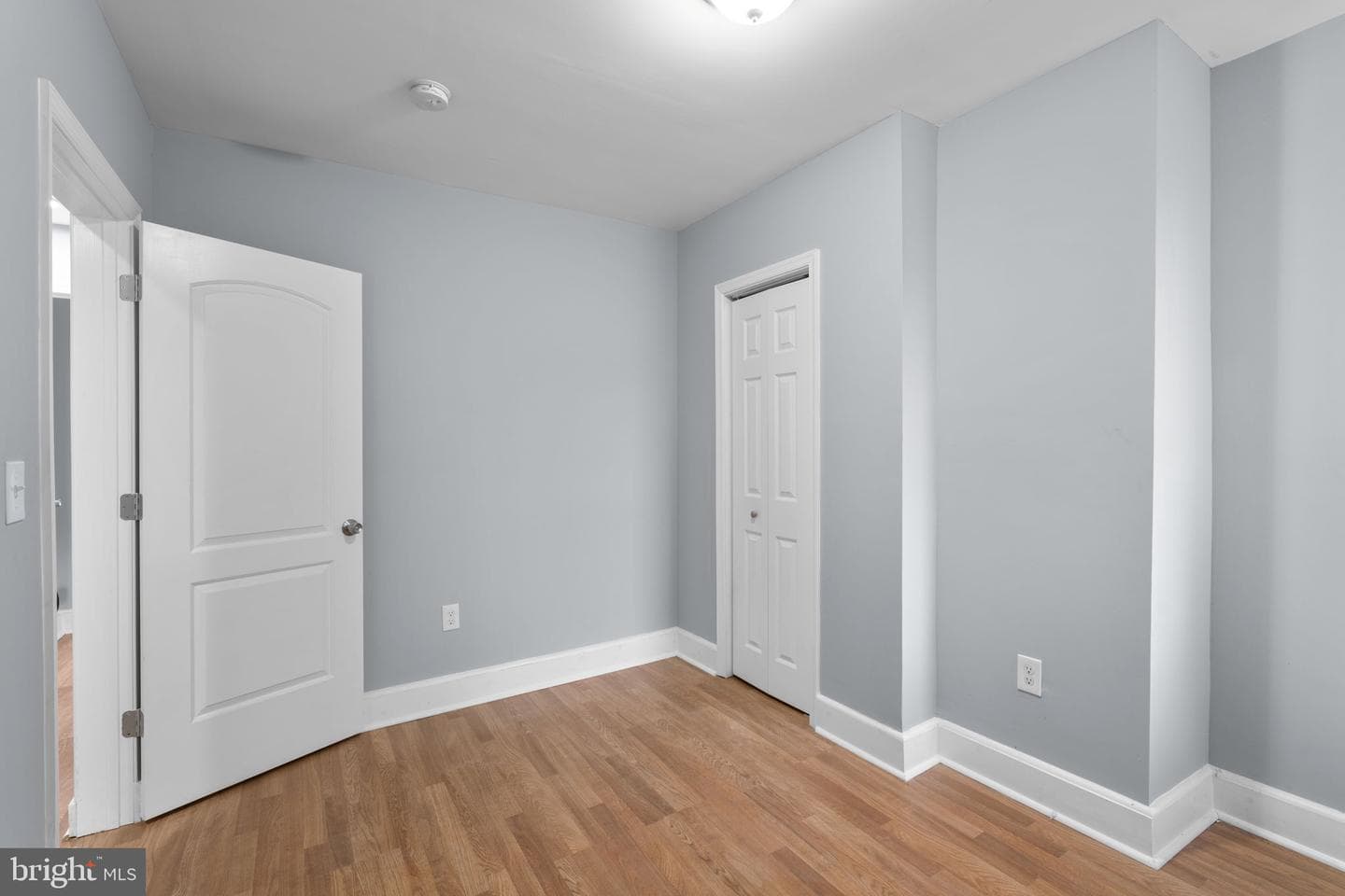 1217 E Oliver Street photo 21