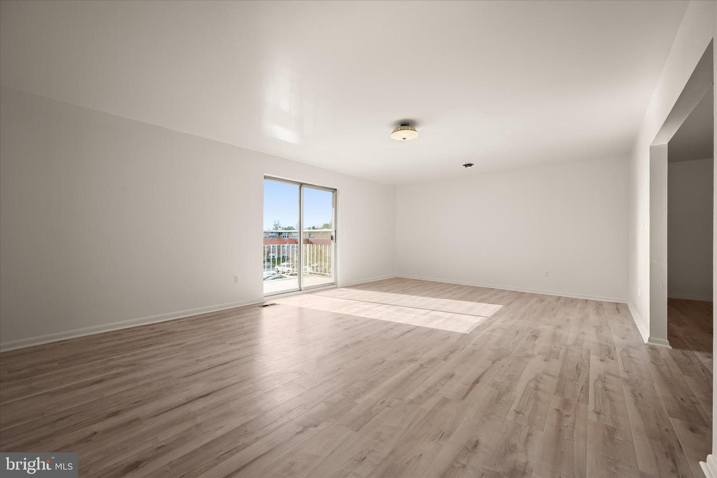 3619 Glengyle Avenue #8c photo 12