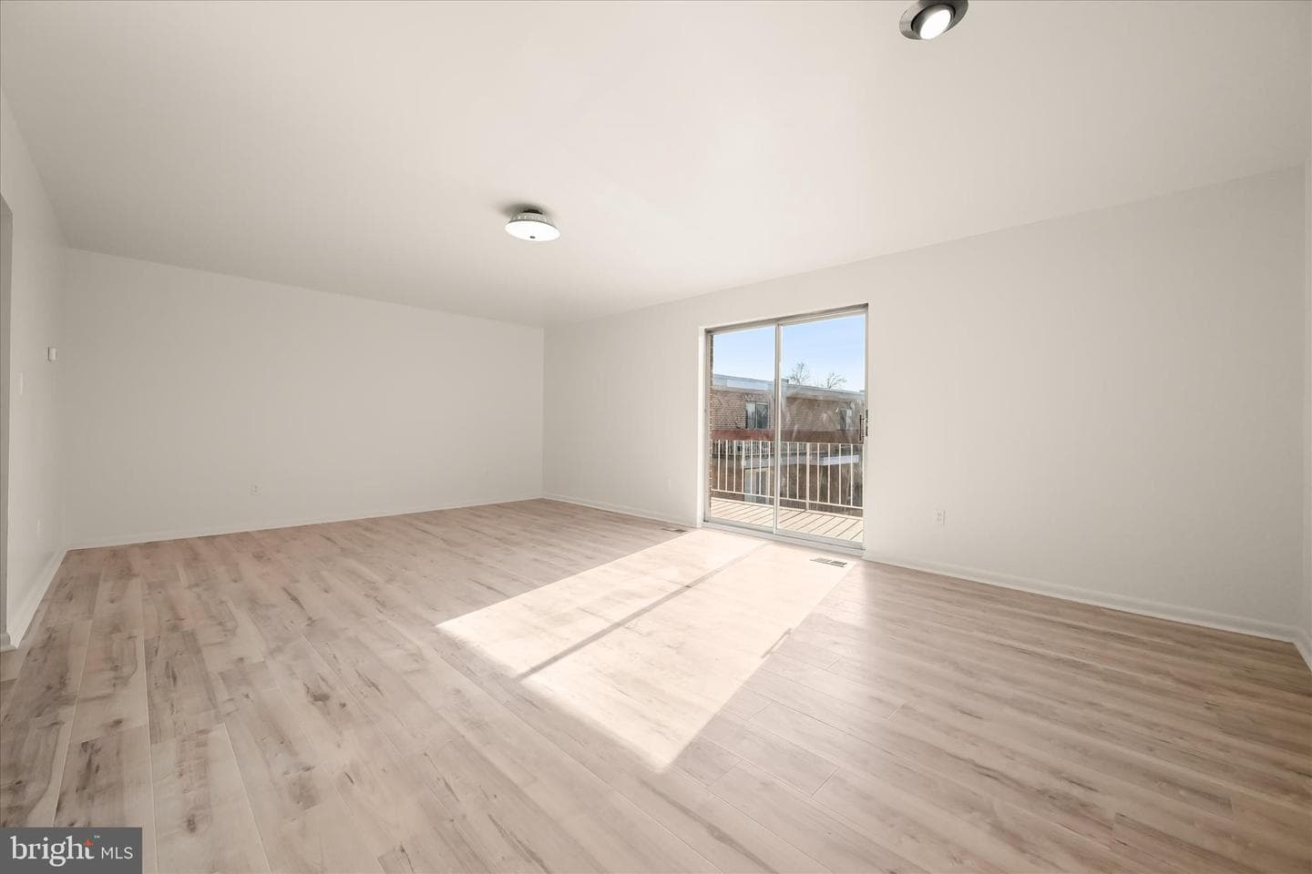 3619 Glengyle Avenue #8c photo 14