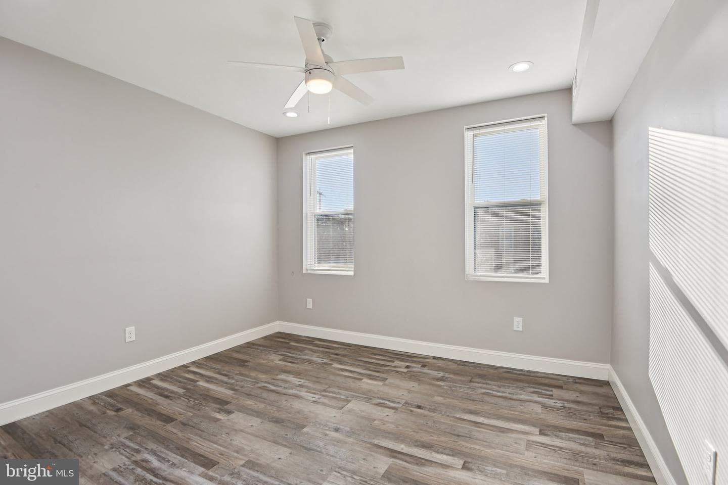 805 N Patterson Park Avenue photo 23