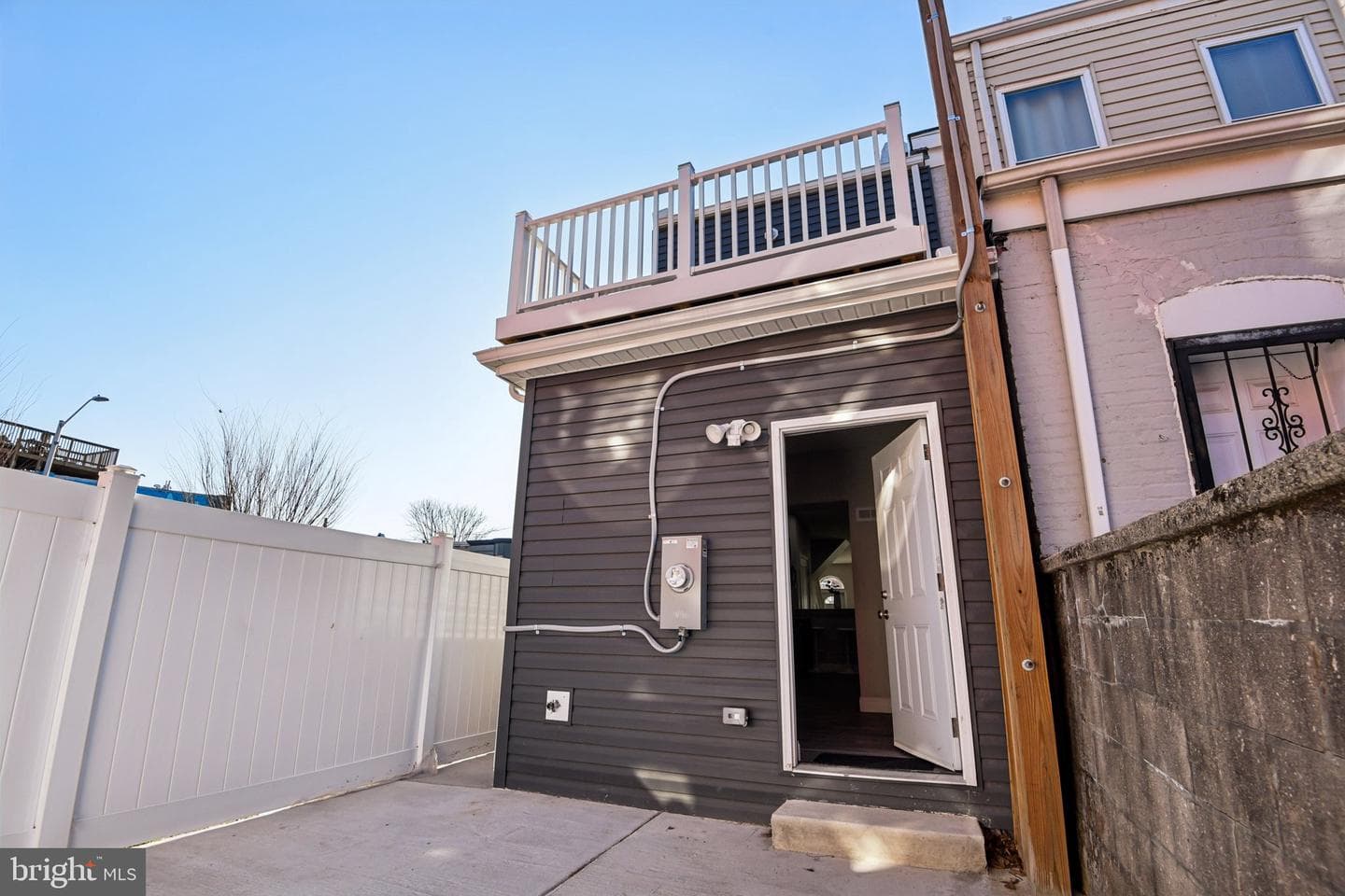 805 N Patterson Park Avenue photo 41