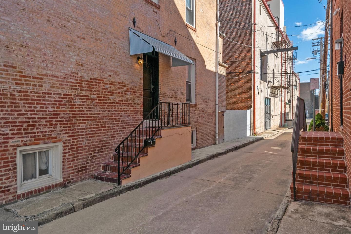 205 S Exeter Street photo 4