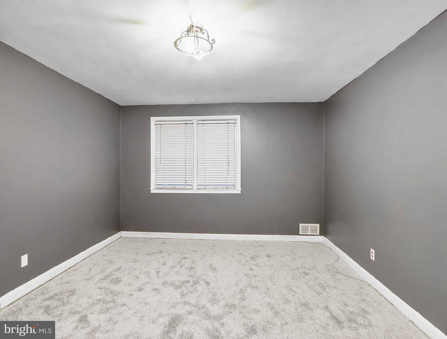 6210 Pilgrim Road photo 13