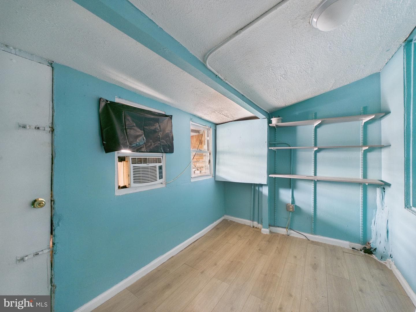 409 S Gilmor Street photo 18