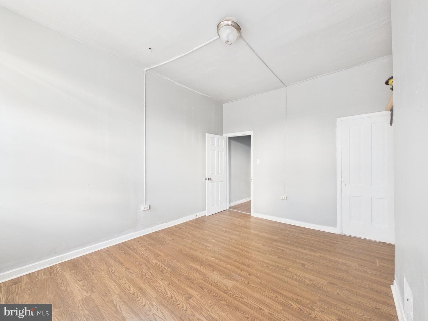 409 S Gilmor Street photo 6