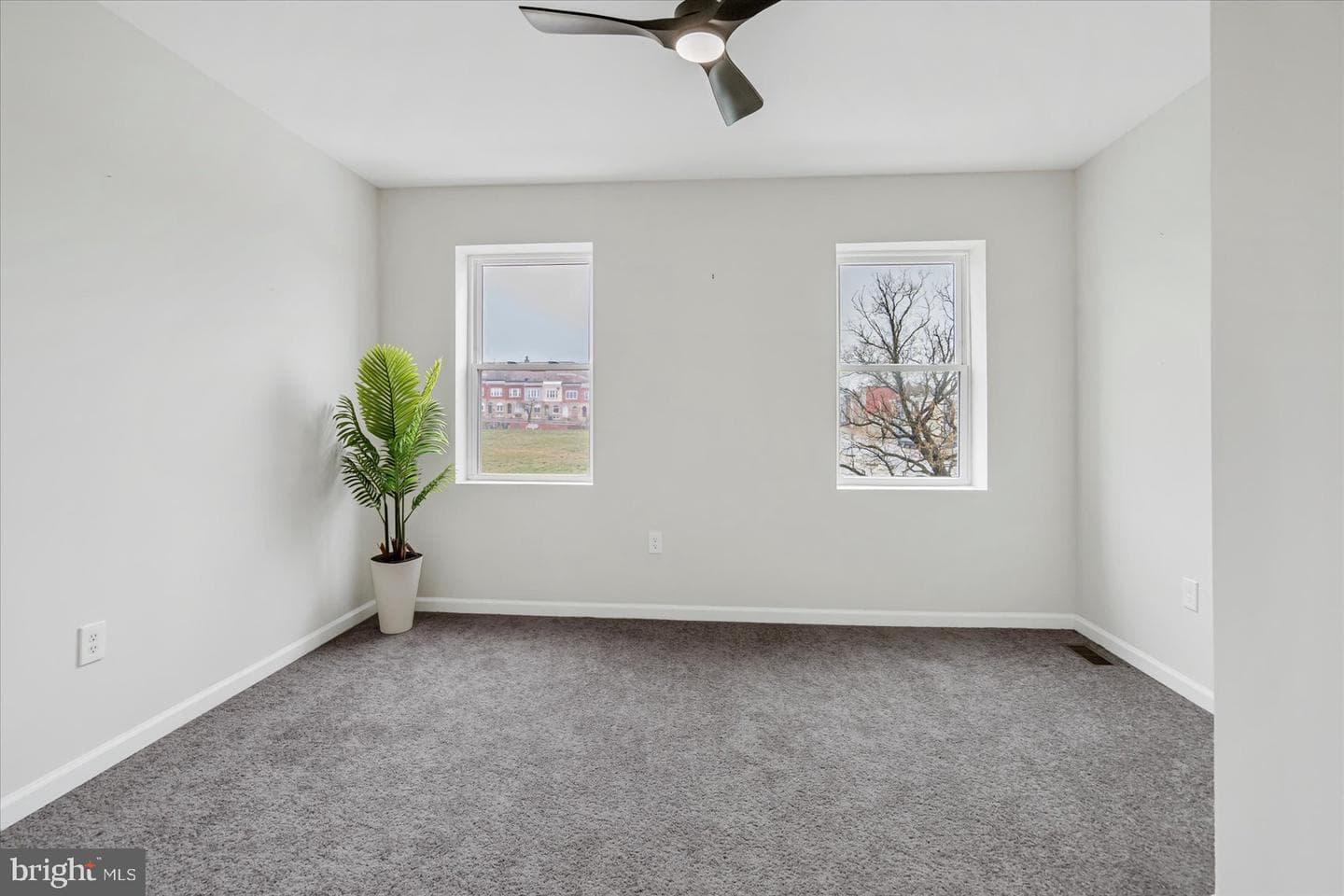 1743 E Federal Street photo 18
