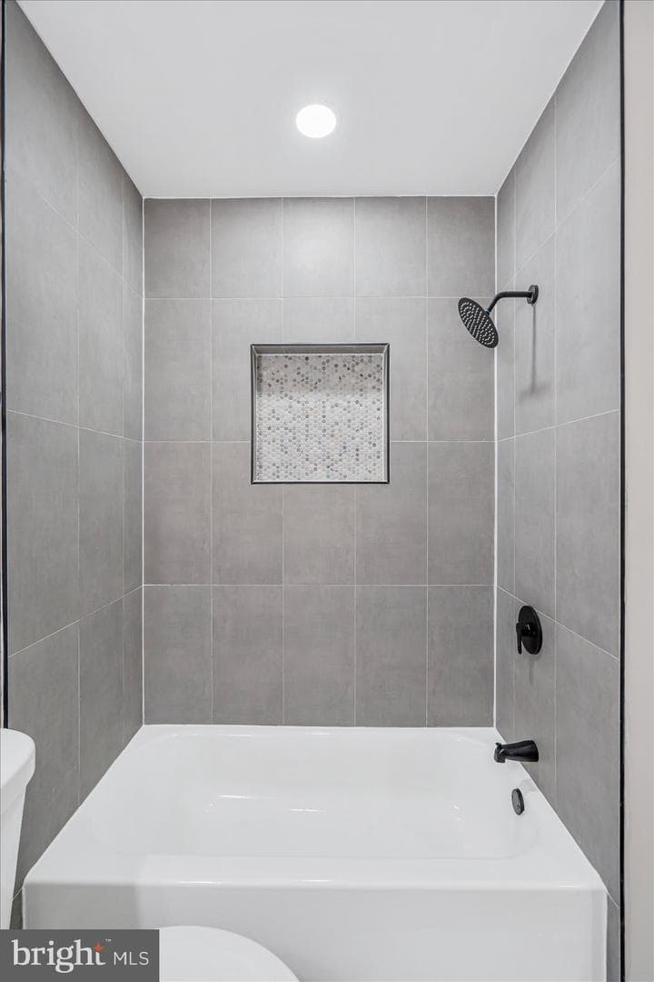 1743 E Federal Street photo 22