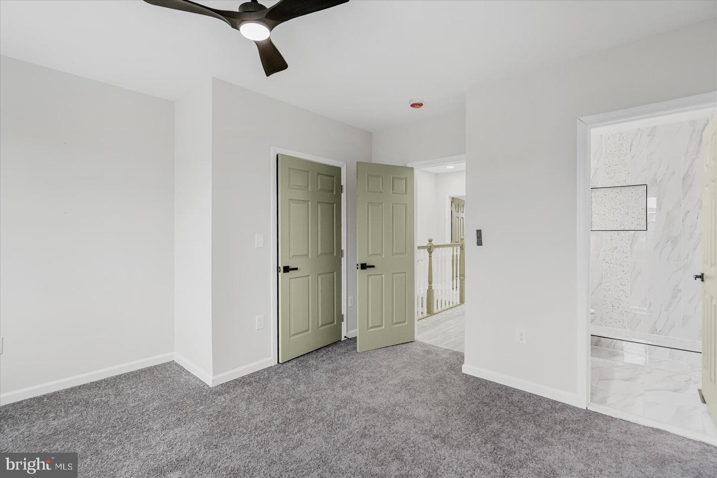1743 E Federal Street photo 3