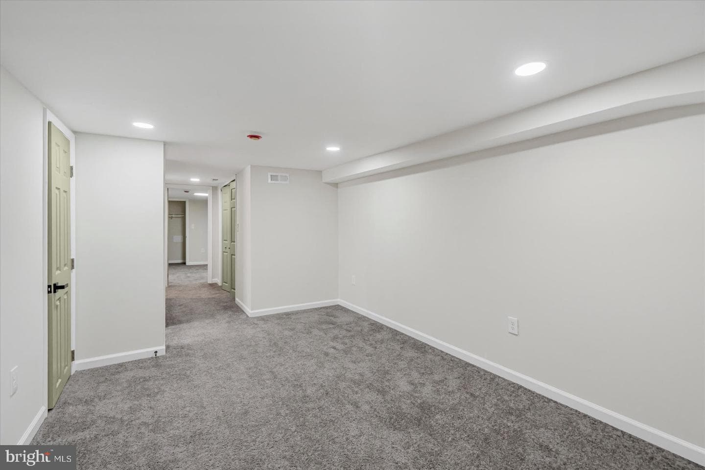 1743 E Federal Street photo 33