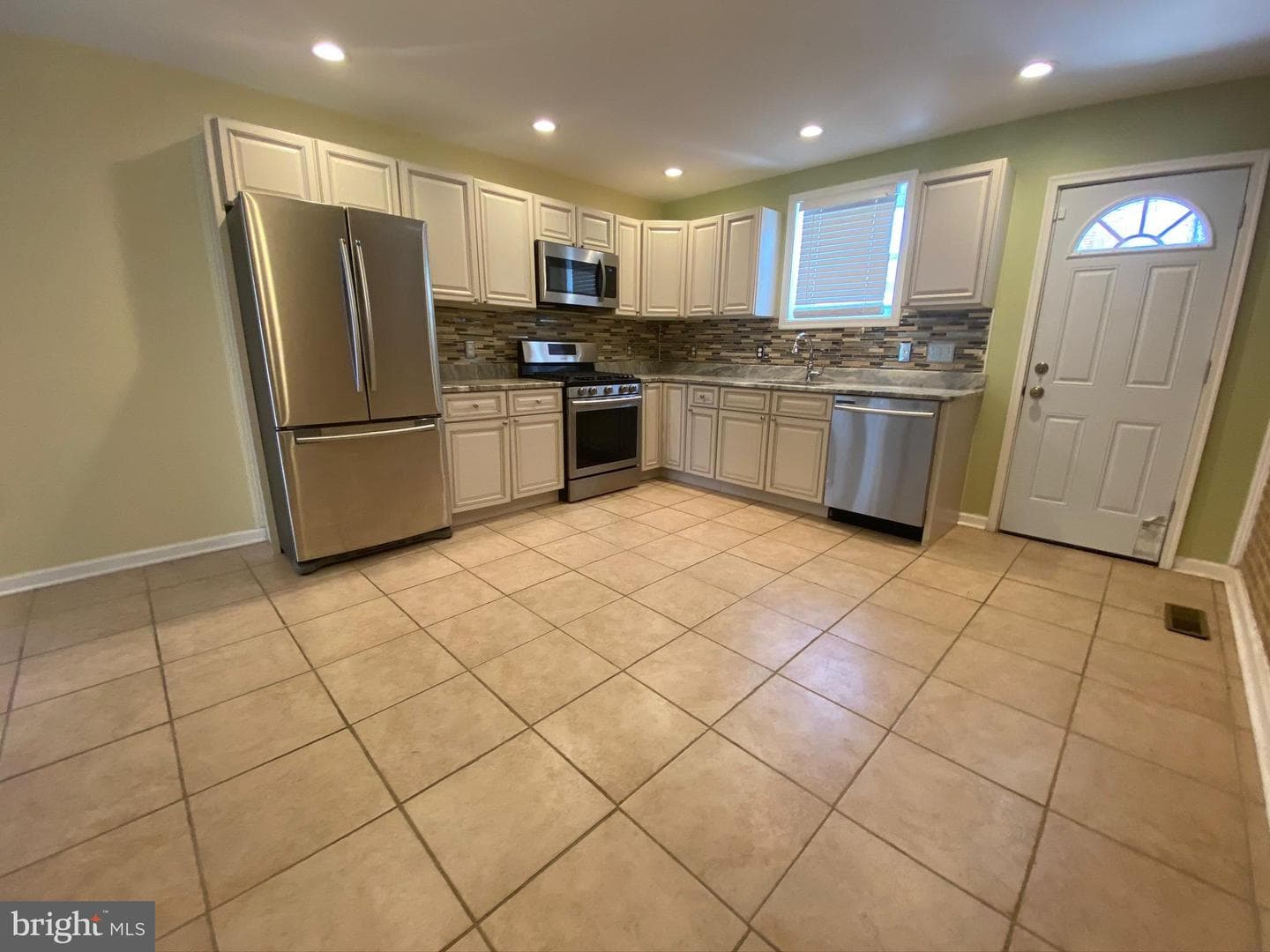500 N Collington Avenue photo 8