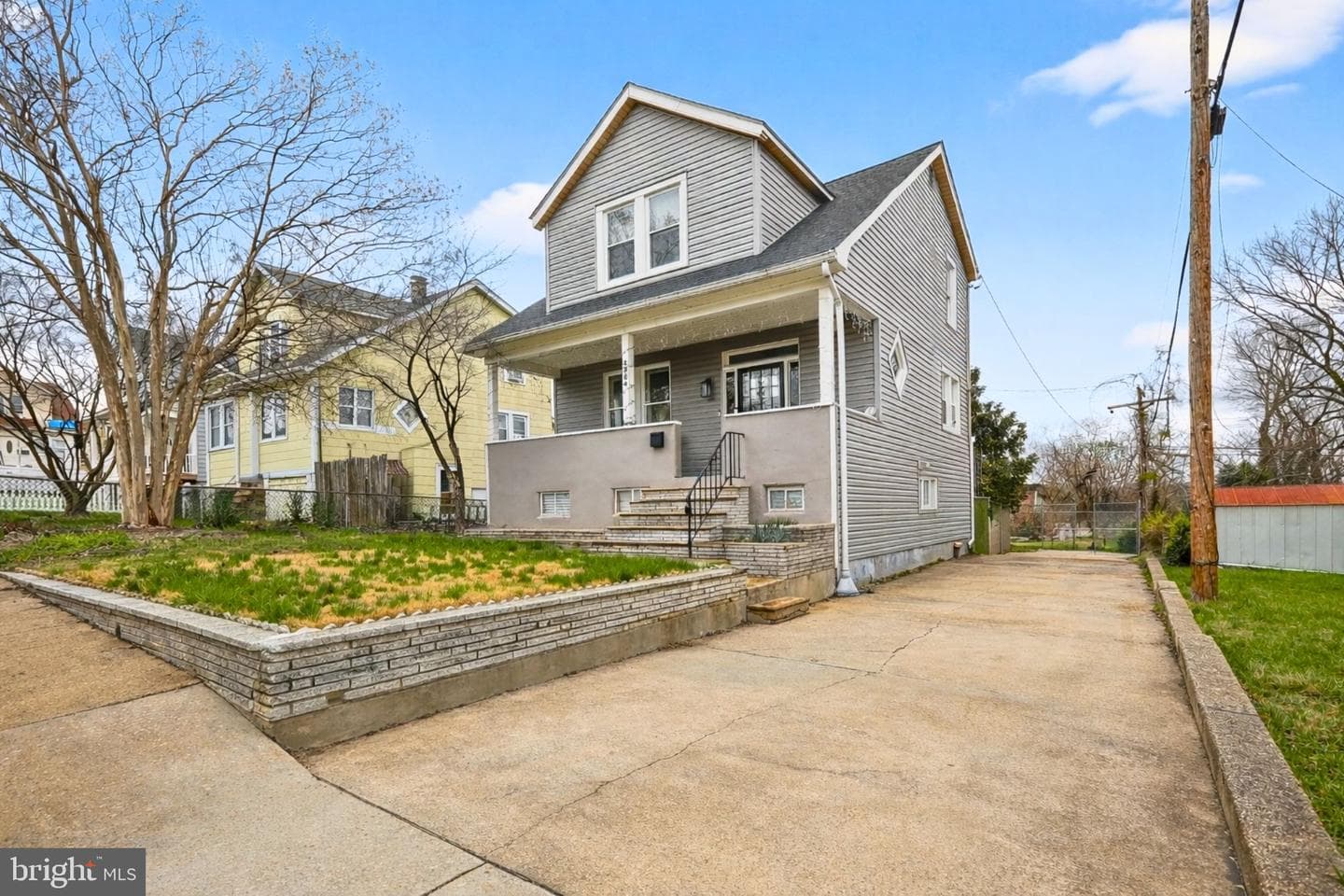 4804 Anntana Avenue photo 2