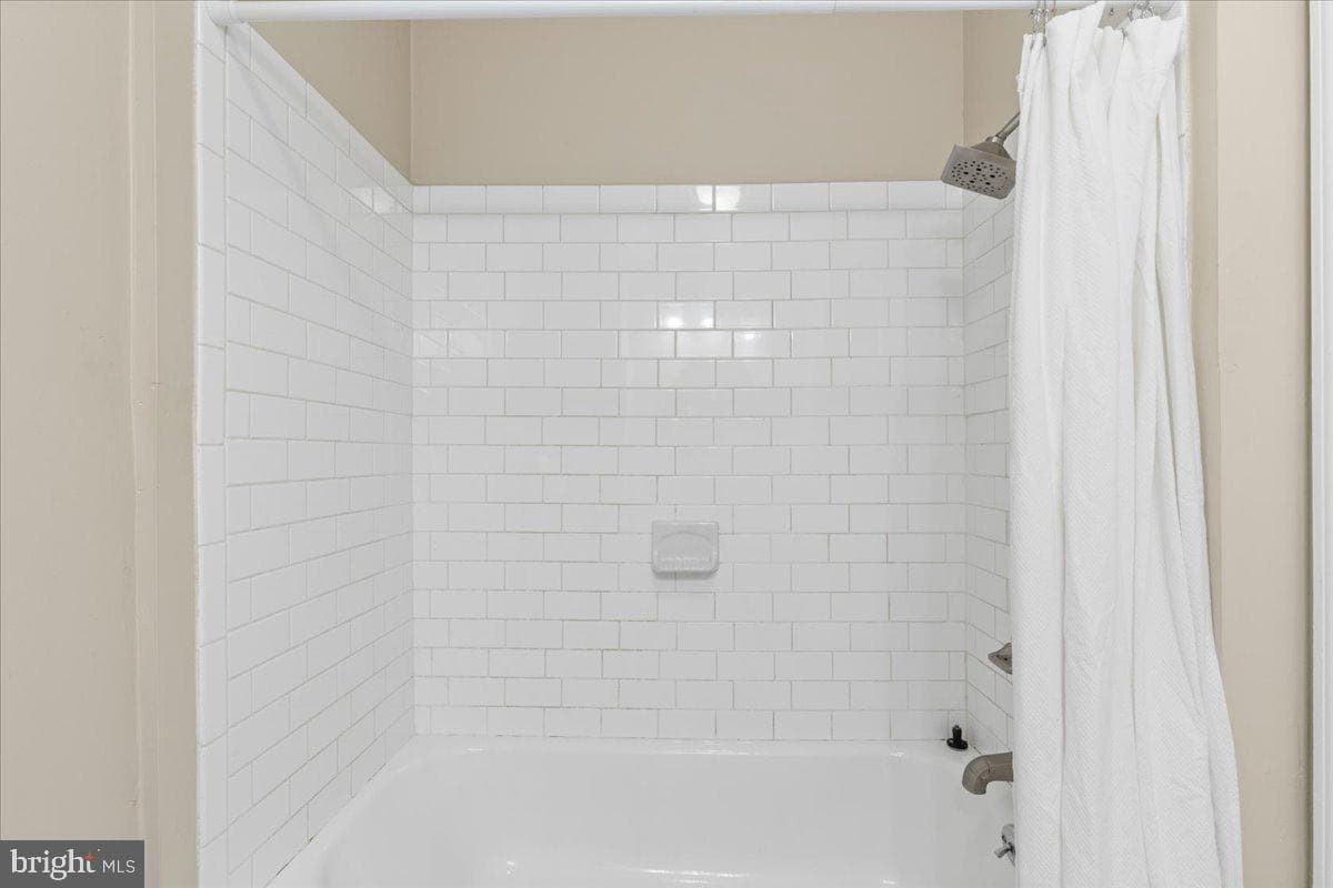 731 S Hanover Street #r2 photo 15