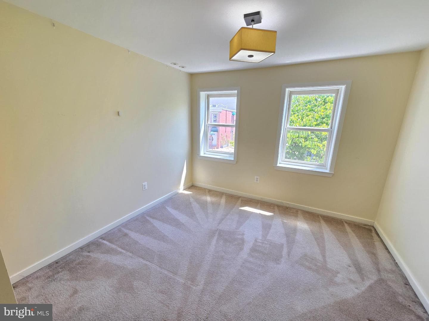 608 S Washington Street photo 25