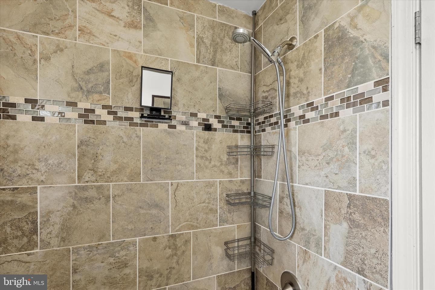 2207 Woodbourne Avenue photo 36