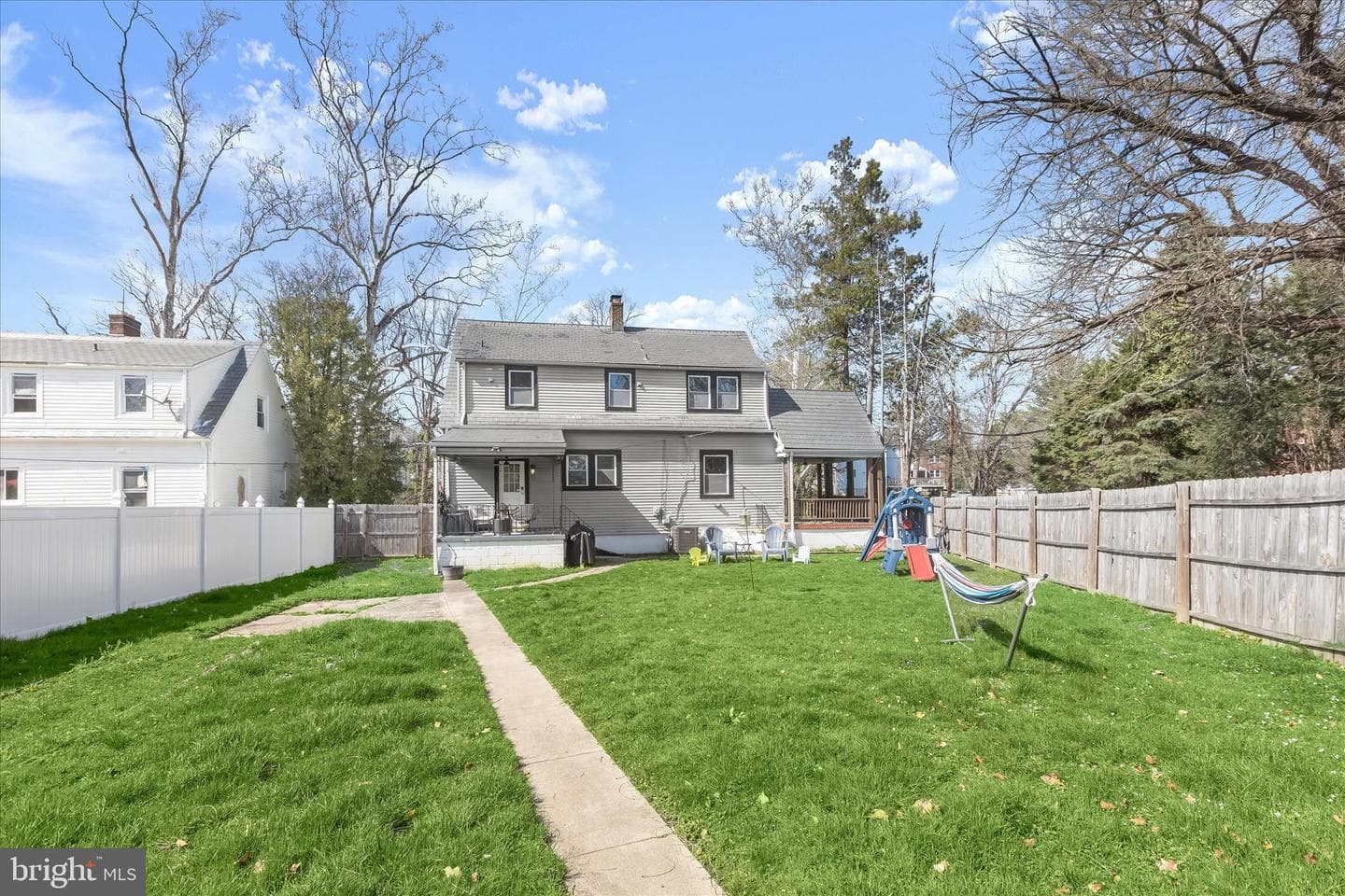 2207 Woodbourne Avenue photo 47